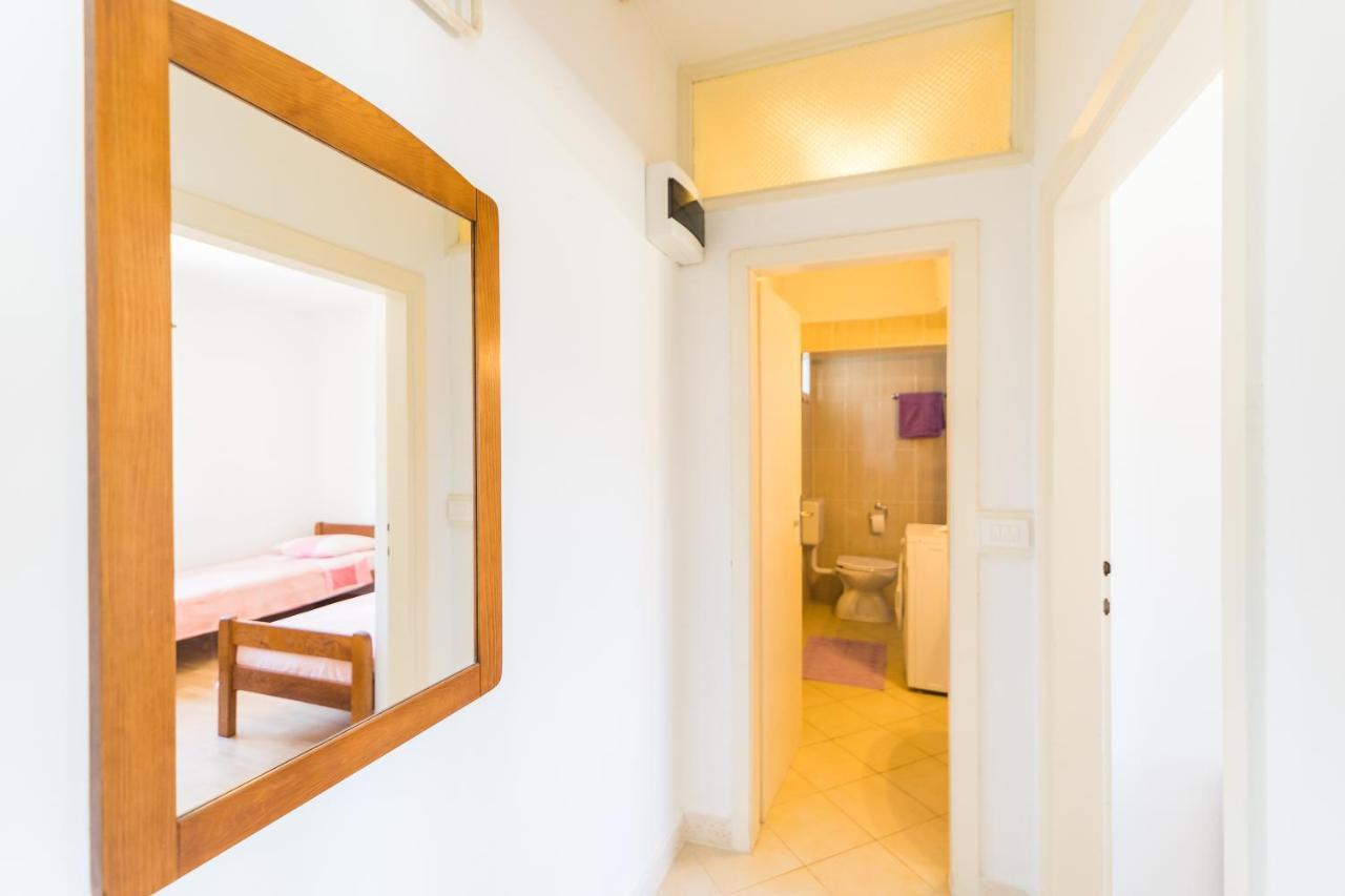 Apartment Kneze Račišće Eksteriør billede