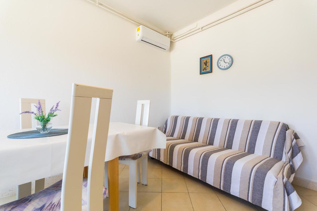 Apartment Kneze Račišće Eksteriør billede